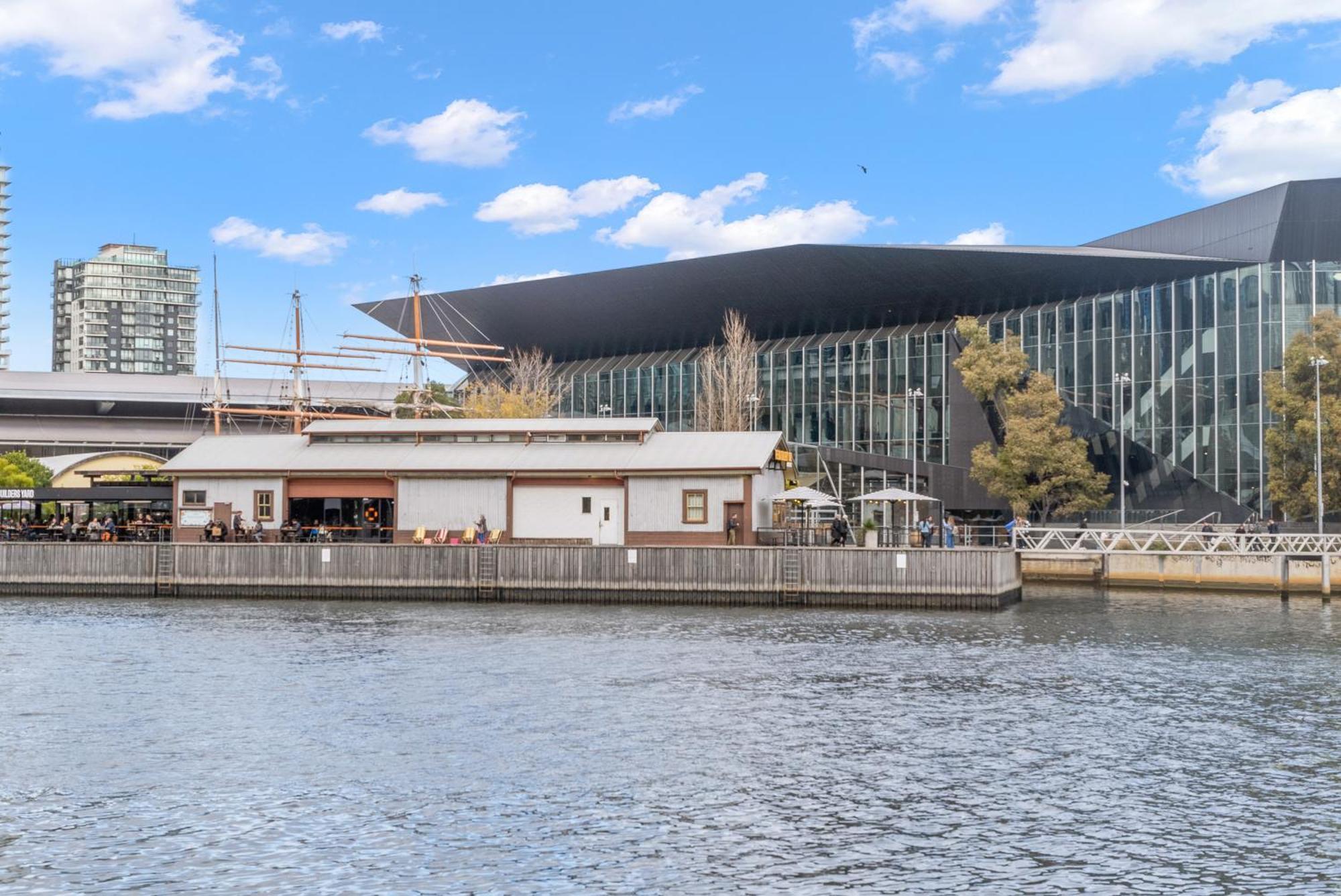 Resort Style Living Yarra Wharf Melbourne Esterno foto